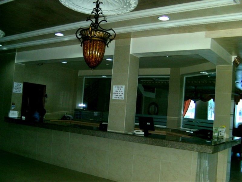 Meryland Hotel Колон Экстерьер фото