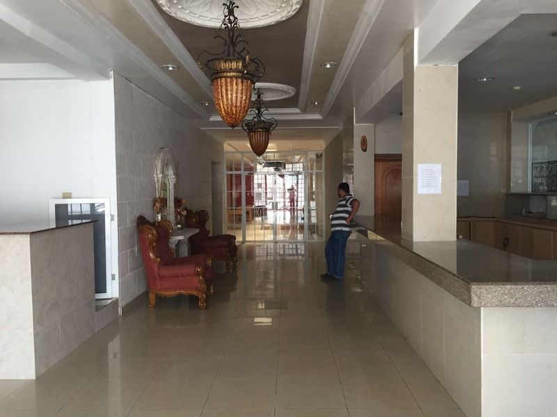 Meryland Hotel Колон Экстерьер фото