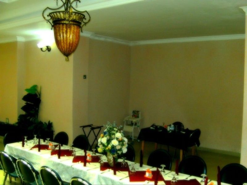 Meryland Hotel Колон Экстерьер фото
