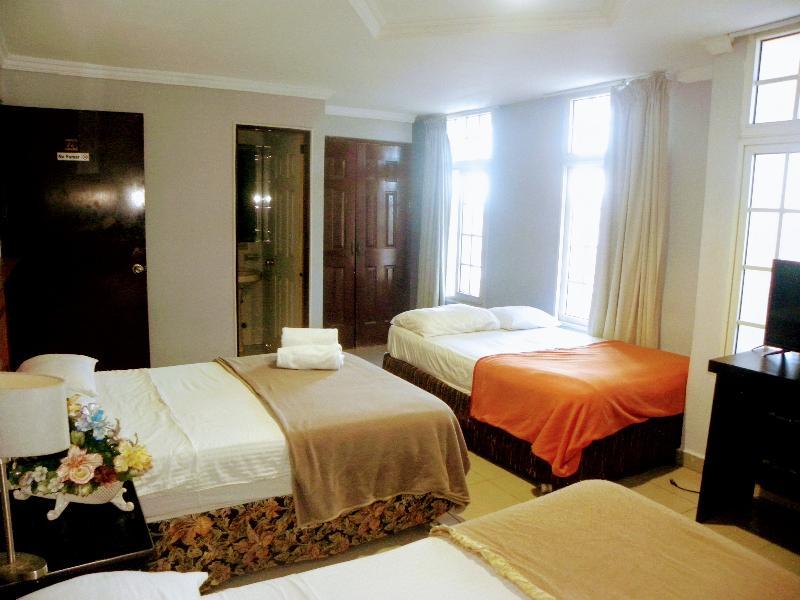 Meryland Hotel Колон Экстерьер фото