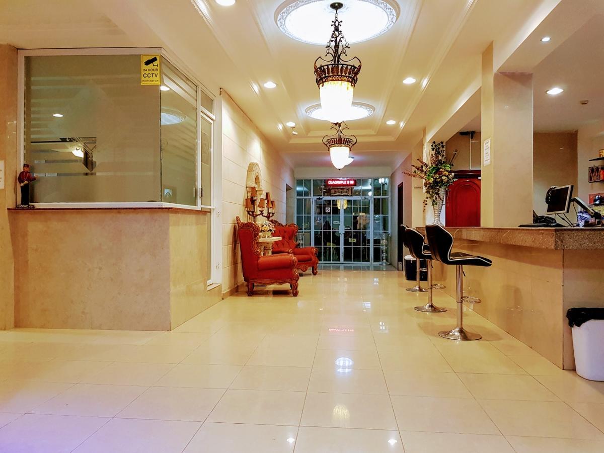 Meryland Hotel Колон Экстерьер фото