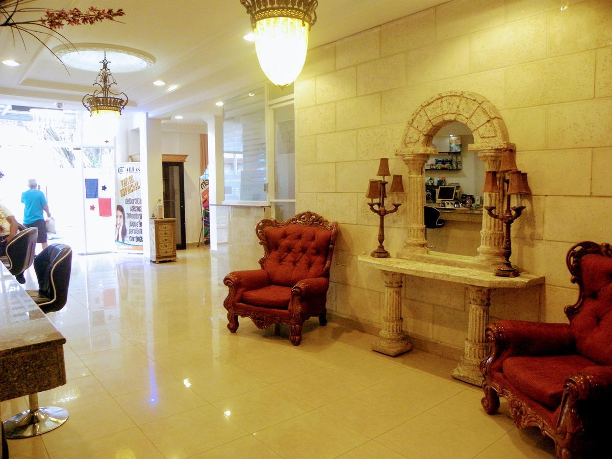Meryland Hotel Колон Экстерьер фото